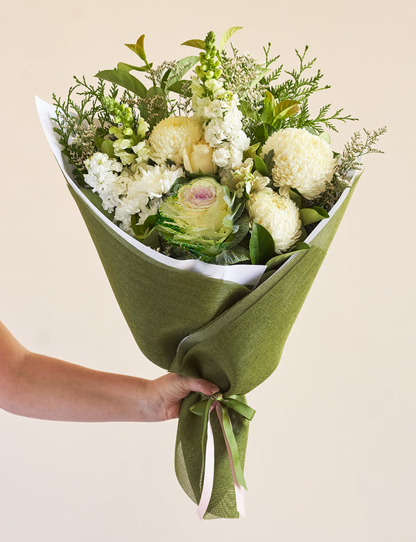 Extra Large White + a vase!