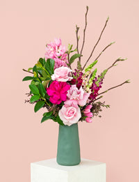 Medium Tulip Vase - Moss