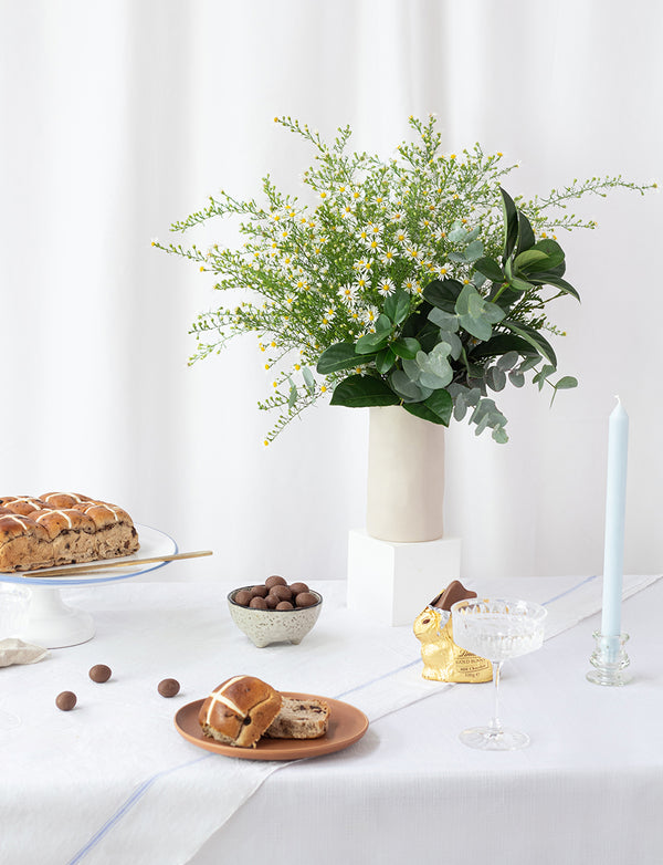 Easter Cookies & Blooms Bundle