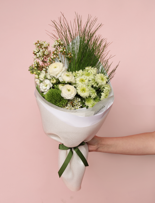 The Block - Guest Bedroom Week Bouquet