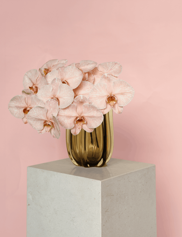 The Block - Main Ensuite Week Bouquet