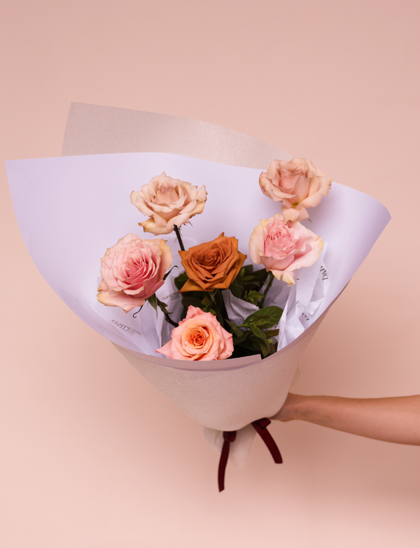 The Block - Main Bedroom Week Bouquet