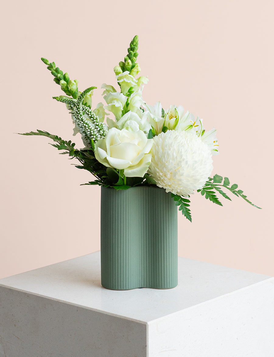 Same Day Flower Delivery Vase Arrangement Daily Blooms Australia