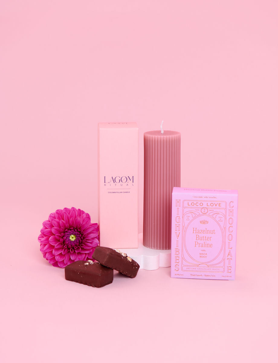 Hey, Lover Gift Pack | Daily Blooms - Same Day Gift Delivery