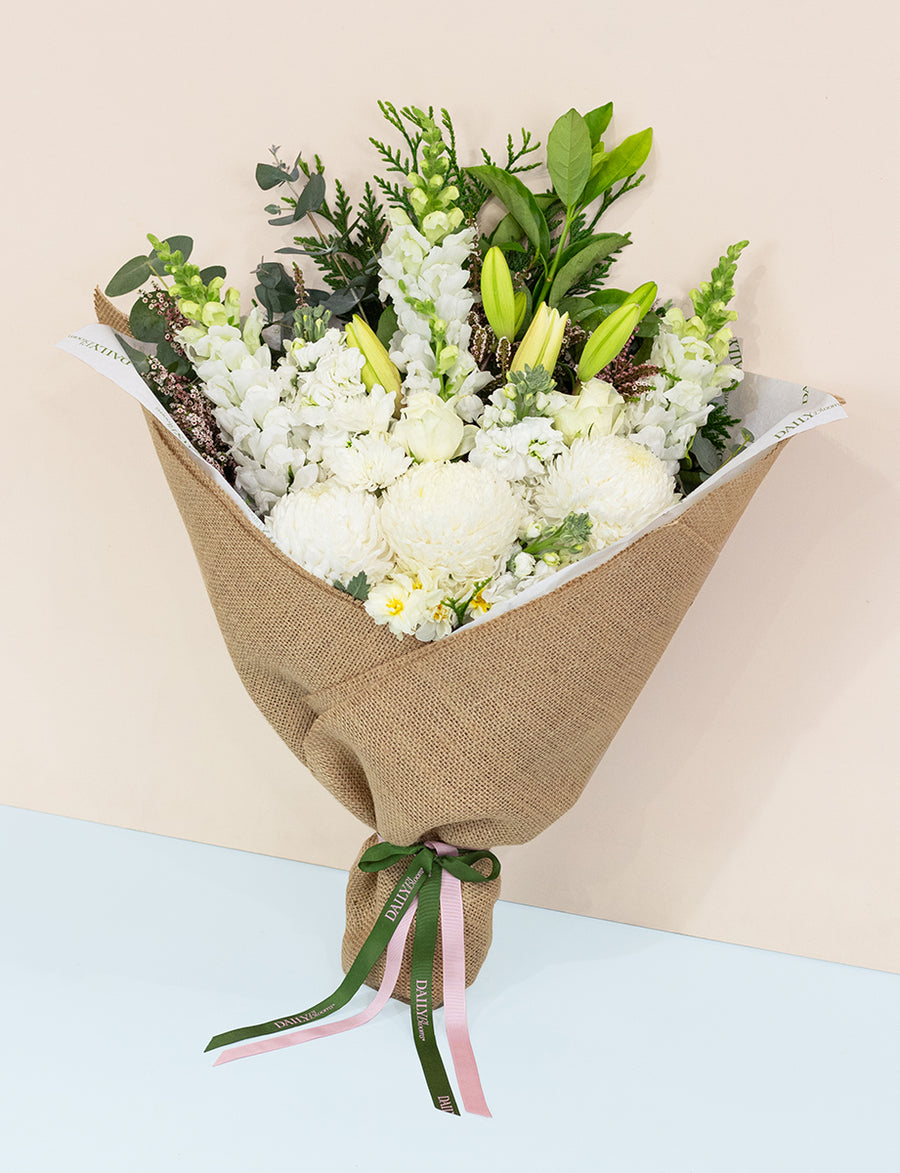 Extra Large White Bouquet