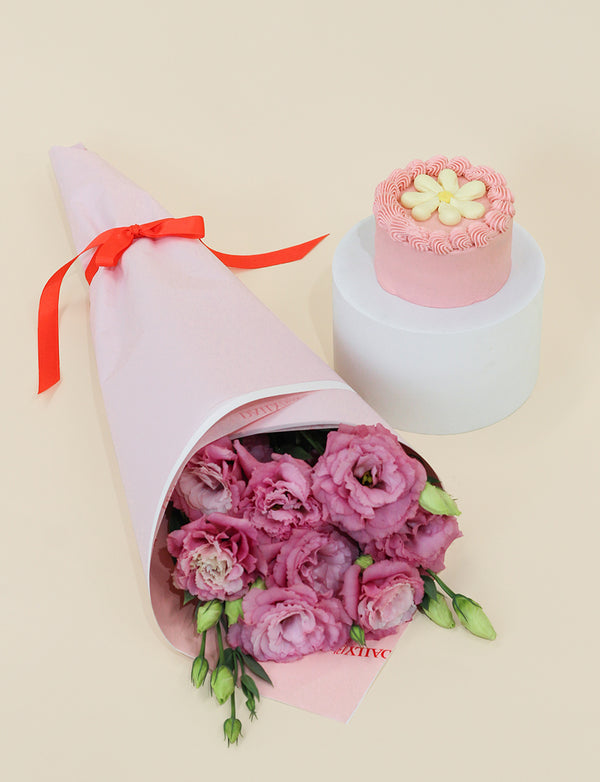 Sweet Bakes Bundle with Lisianthus