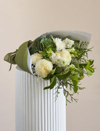 Extra Large White + a vase!