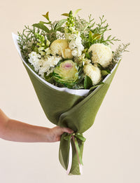 Extra Large White + a vase!
